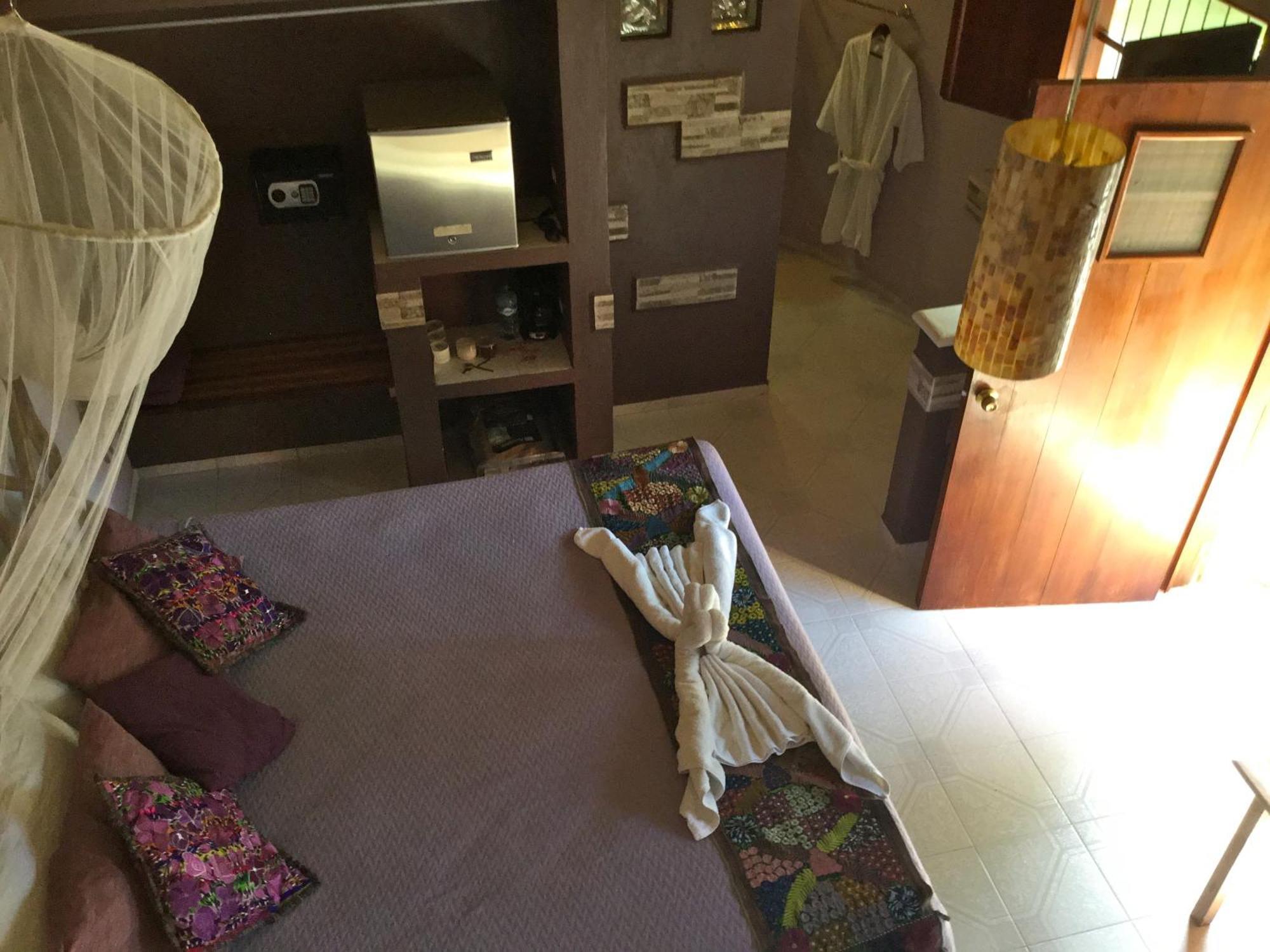 The Pickled Onion B&B And Restaurant Uxmal ซานตา เอเลนา ห้อง รูปภาพ