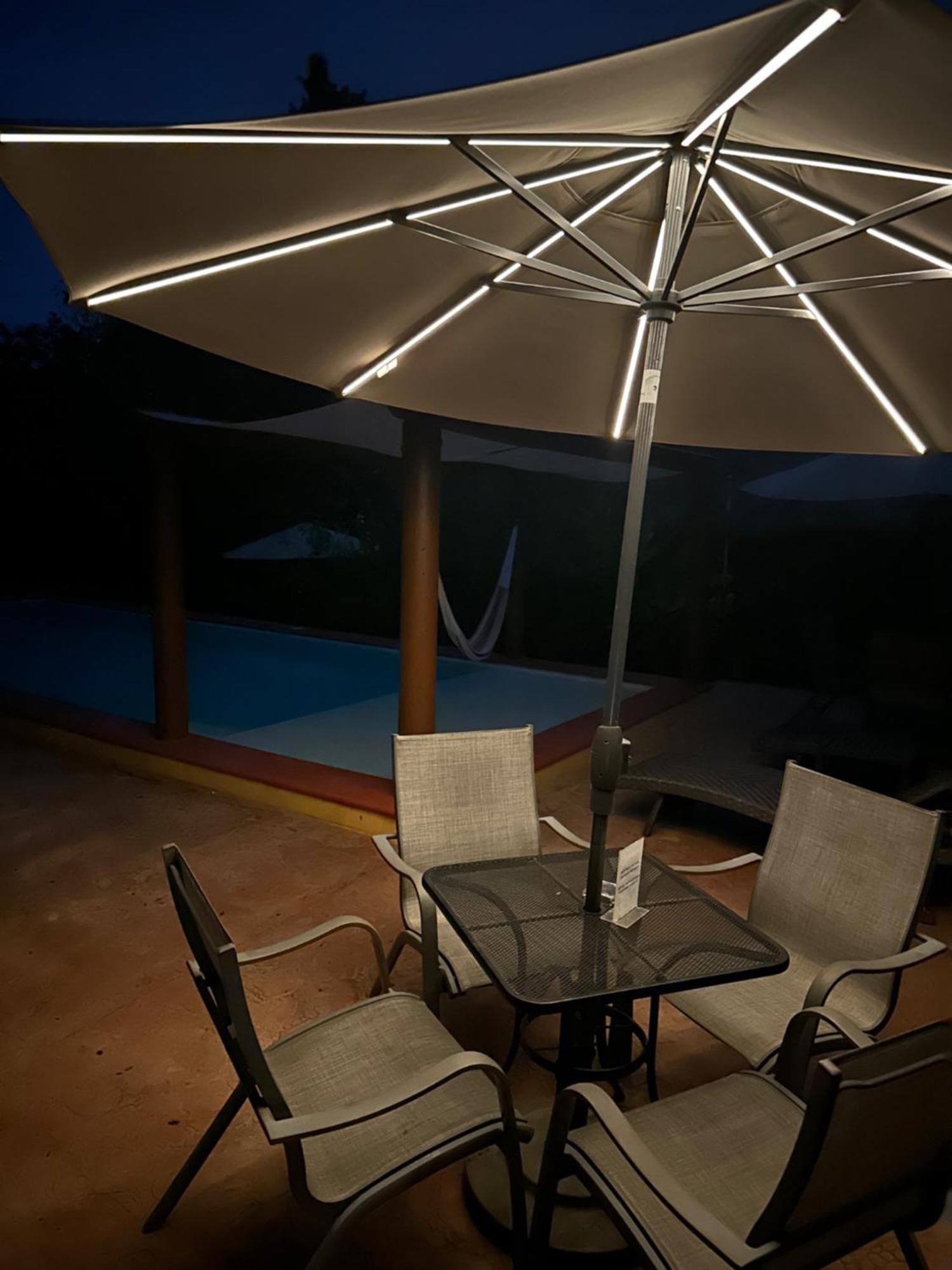 The Pickled Onion B&B And Restaurant Uxmal ซานตา เอเลนา ภายนอก รูปภาพ